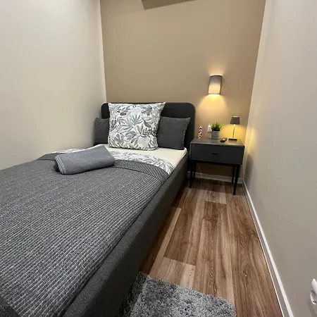 Live-in 6 Homestay szállás